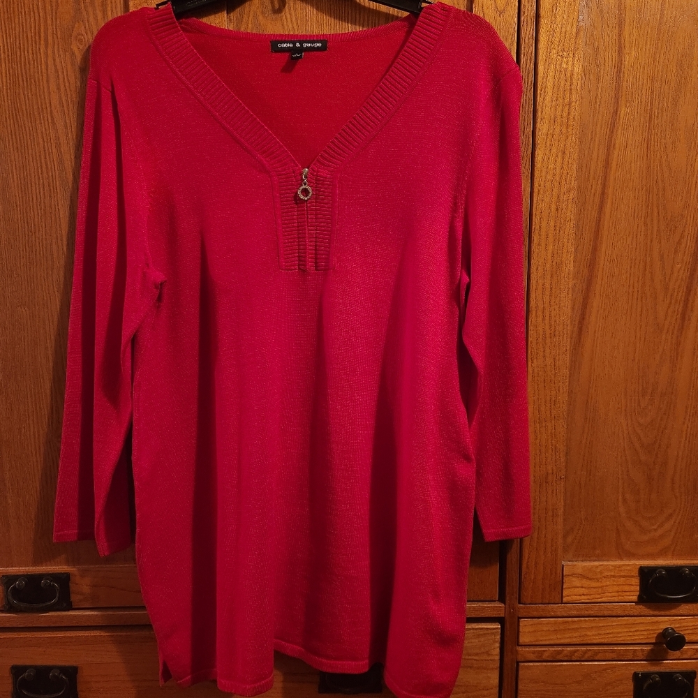 Cable & Gauge Red V-Neck Women's Sweater Size Large Pullover NWOT